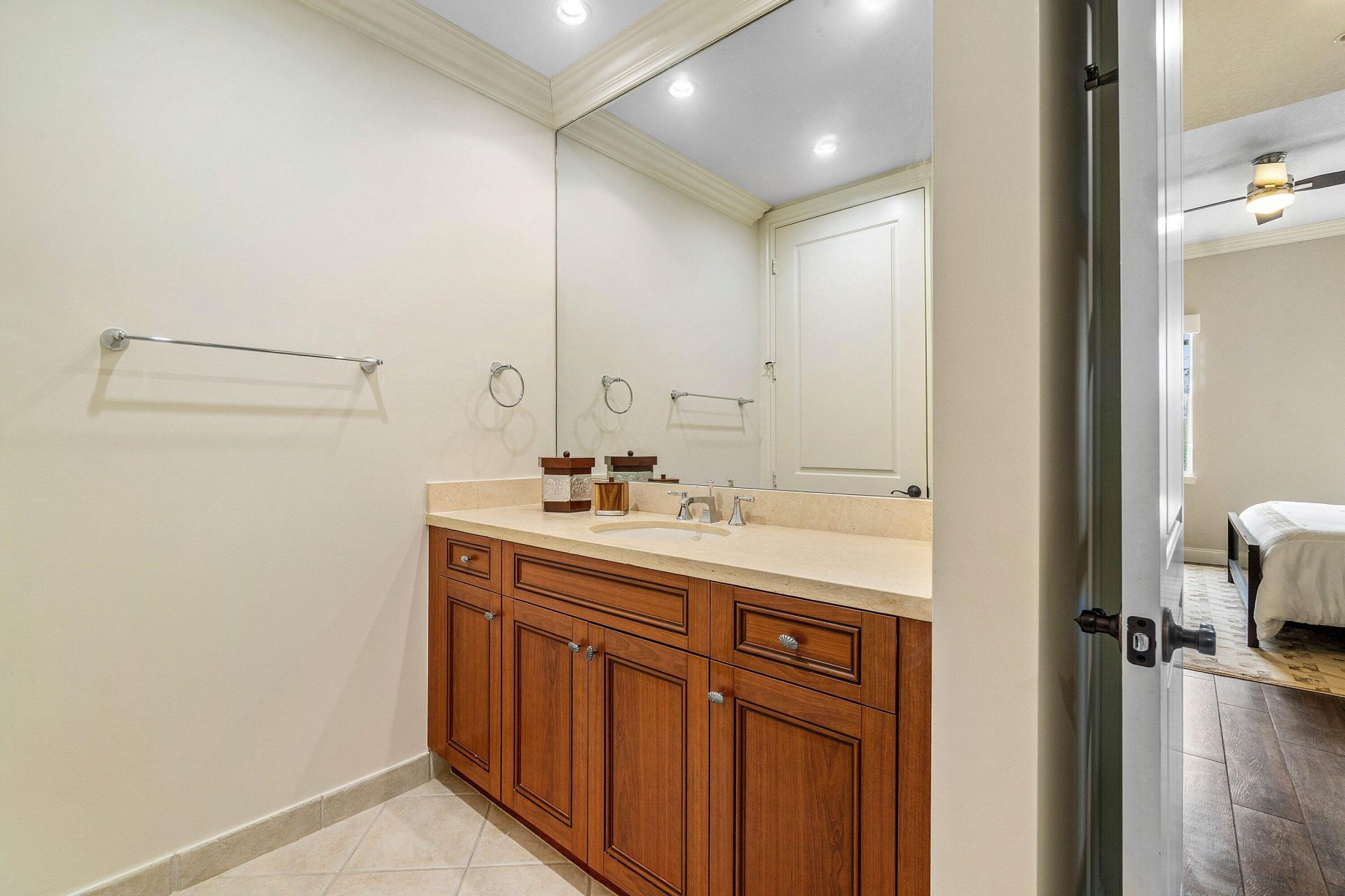 200 NE 2nd Avenue, Unit 302, Delray Beach, FL 33444 Photo