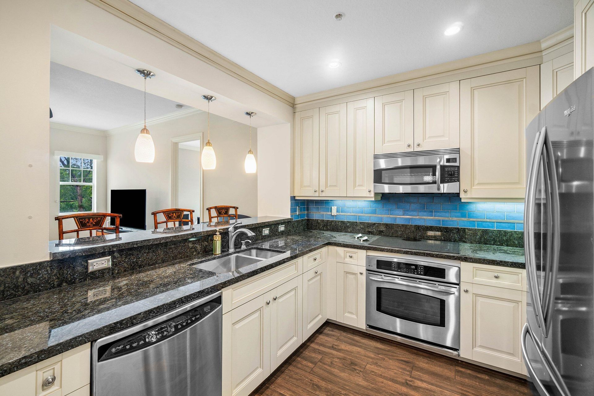 200 NE 2nd Avenue, Unit 302, Delray Beach, FL 33444 Photo