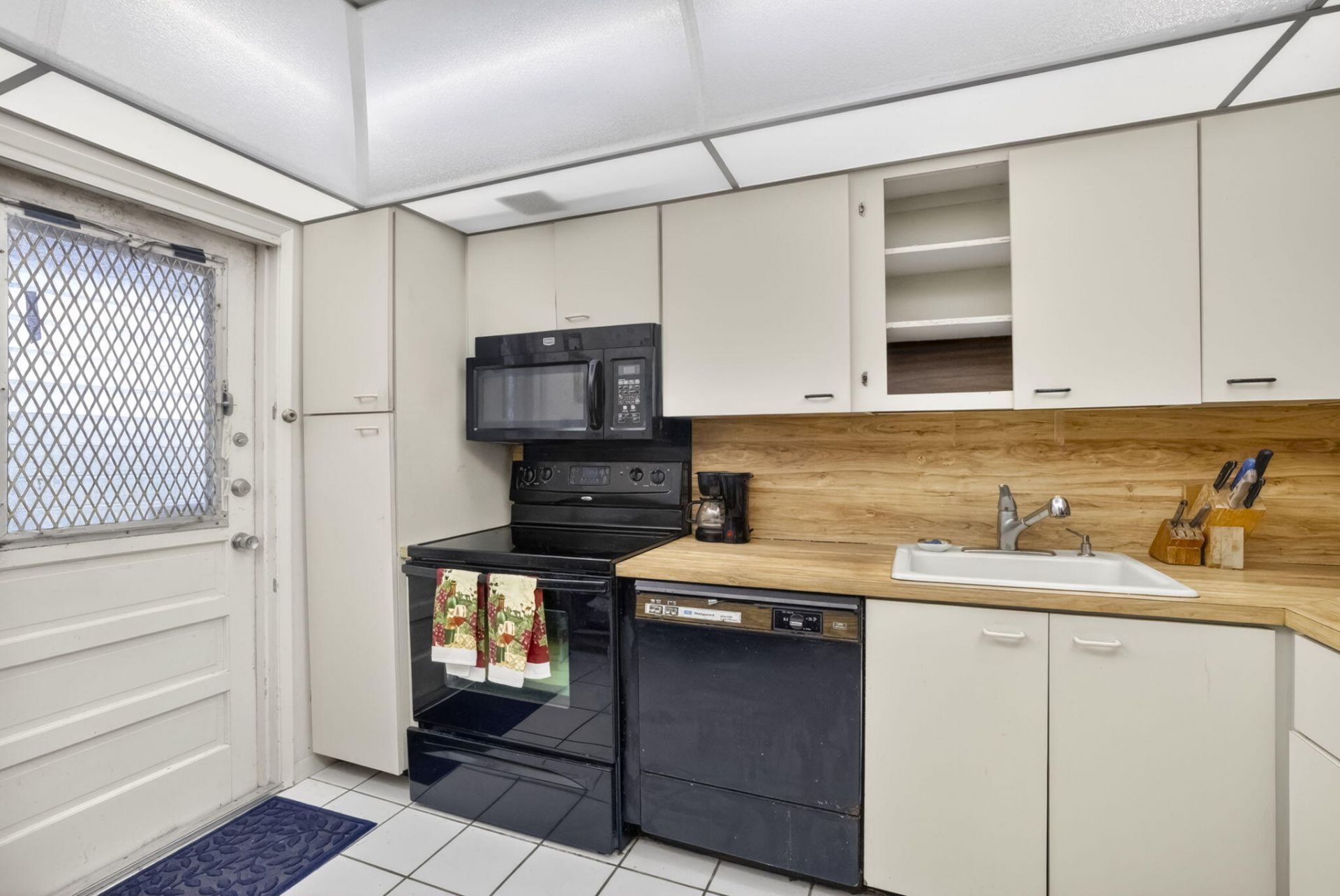 3300 N Palm Aire Drive, Unit 701, Pompano Beach, FL 33069 Photo