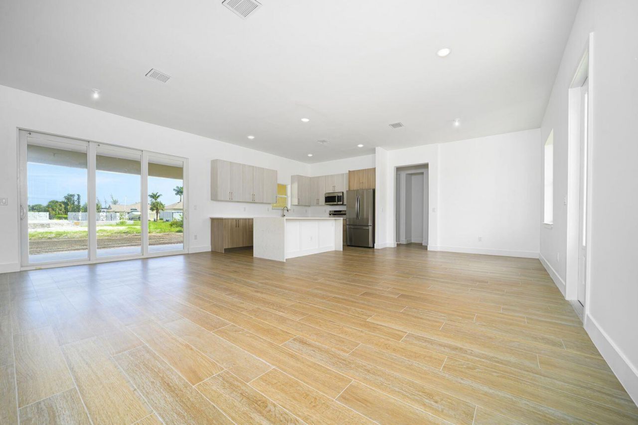 15245 Brainbridge Circle, Port Charlotte, FL 33981 Photo