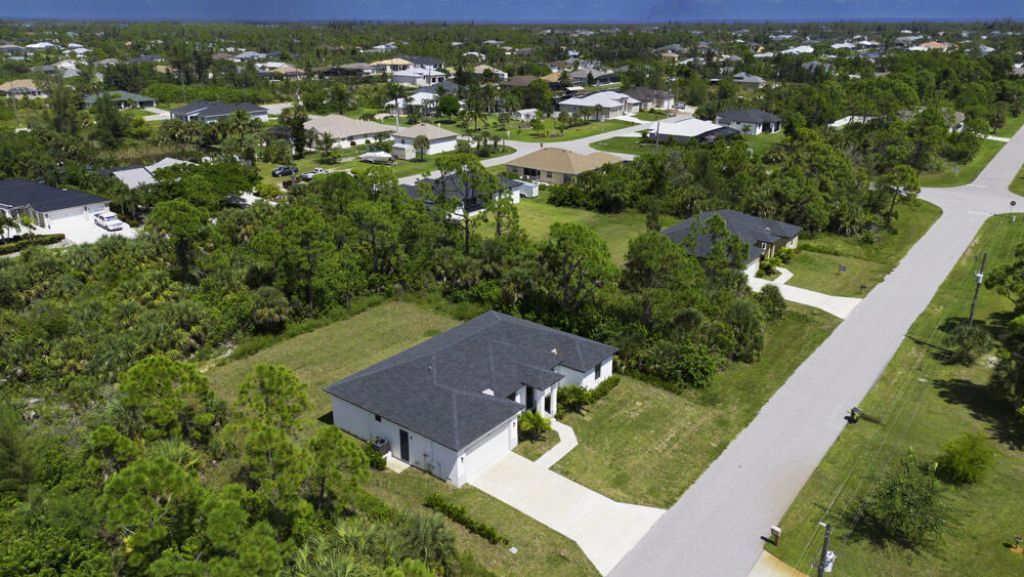 15245 Brainbridge Circle, Port Charlotte, FL 33981 Photo