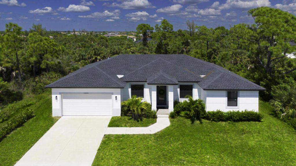 15245 Brainbridge Circle, Port Charlotte, FL 33981 Photo