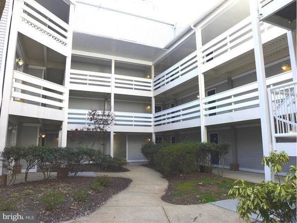 10302 APPALACHIAN CIRCLE, Unit 8-305, OAKTON, VA 22124