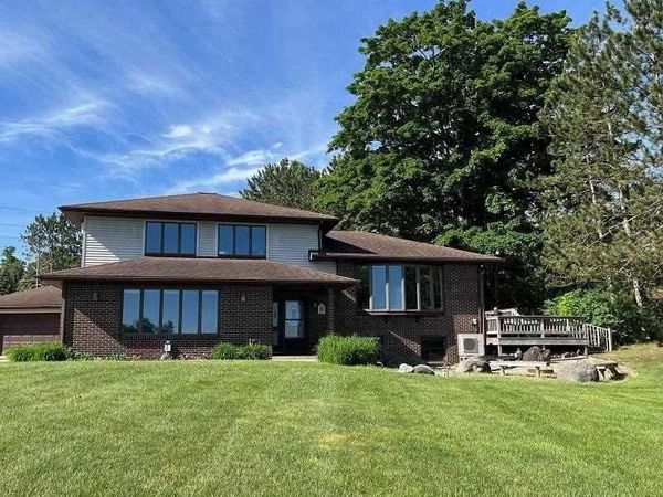 1092 Lac Vue Drive, Boyne City, MI 49712