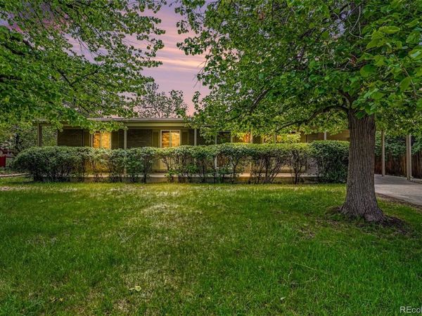 748 W Larigo Avenue , Littleton, CO 80120