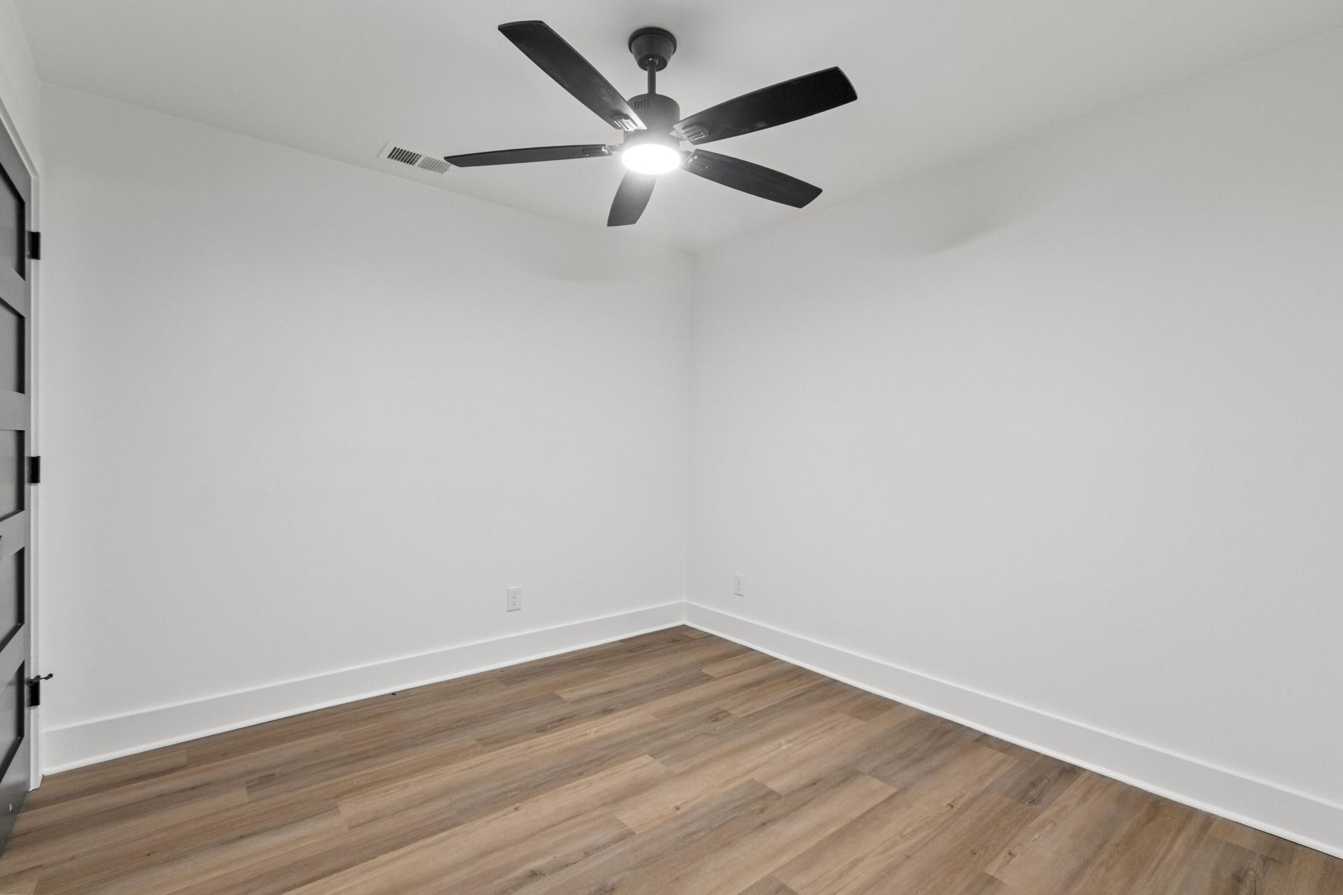 1111 Barrett Road Photo 23