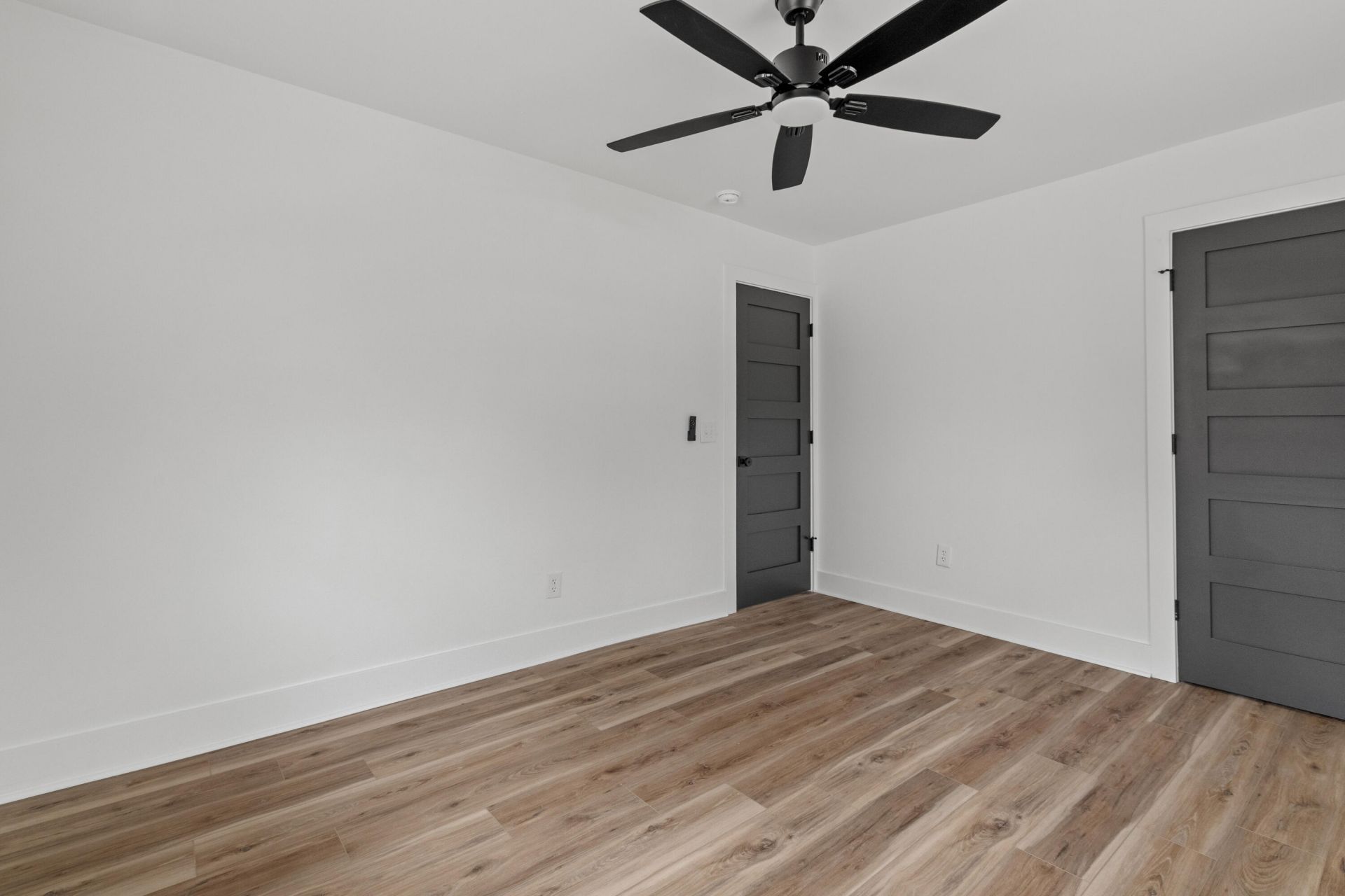 1111 Barrett Road Photo 34