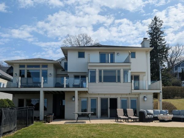 2940 Lake Shore Drive, Long Beach, IN 46360