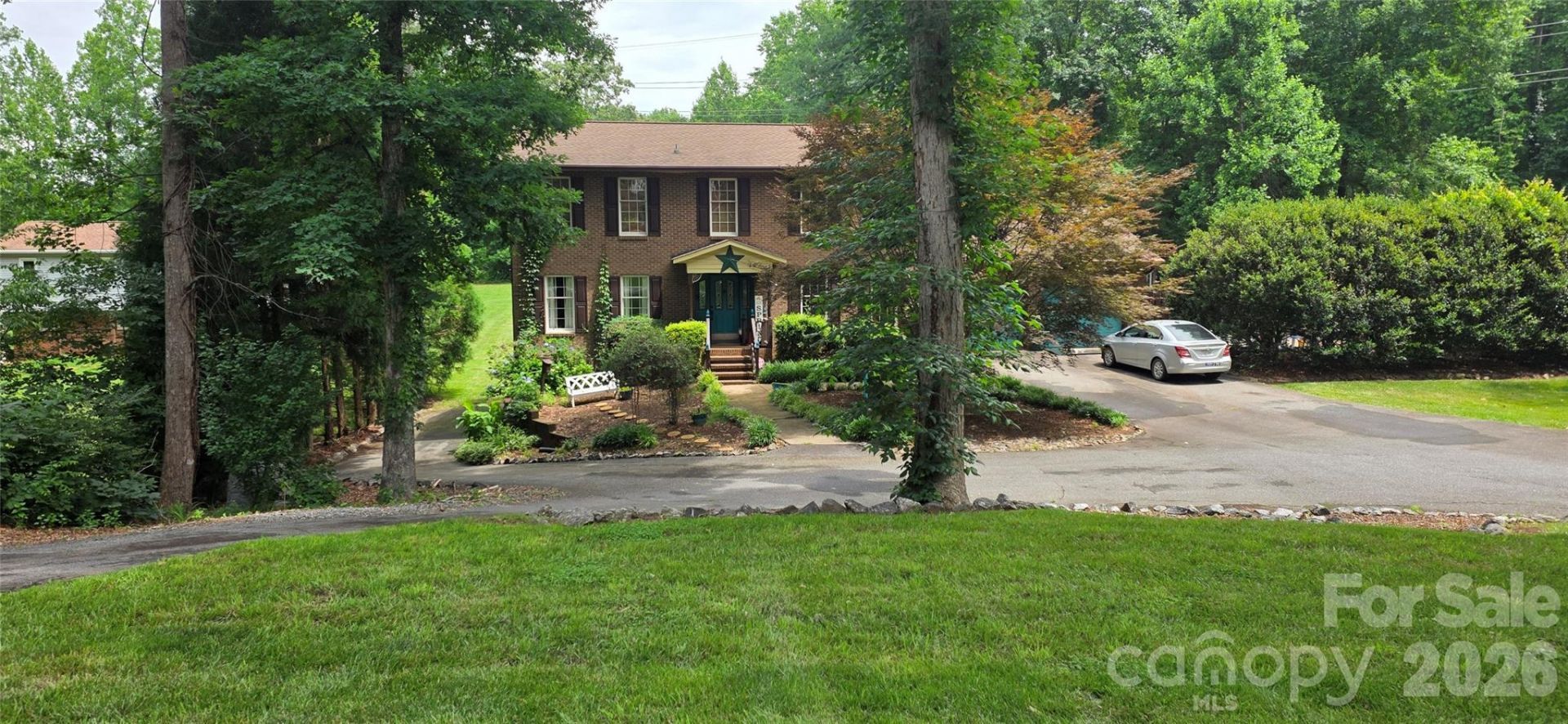 3110 Ninth Tee Drive , Newton, NC 28658 Main Photo
