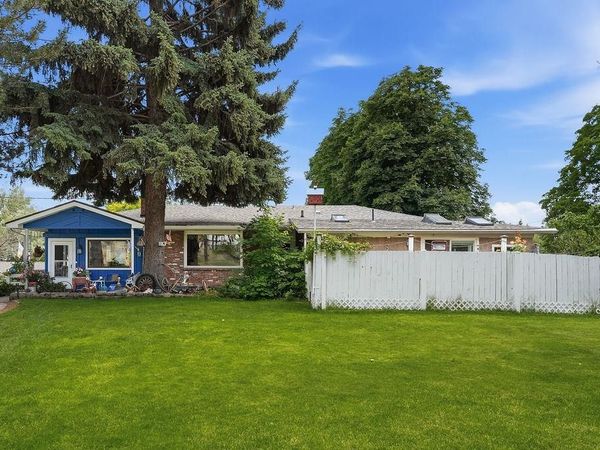 5204 E Granite Point Dr, Spokane, WA 99212