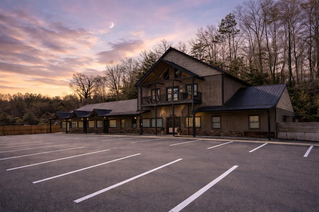 33 Rose Petal Lane, Ellijay, GA 30540 Main Photo