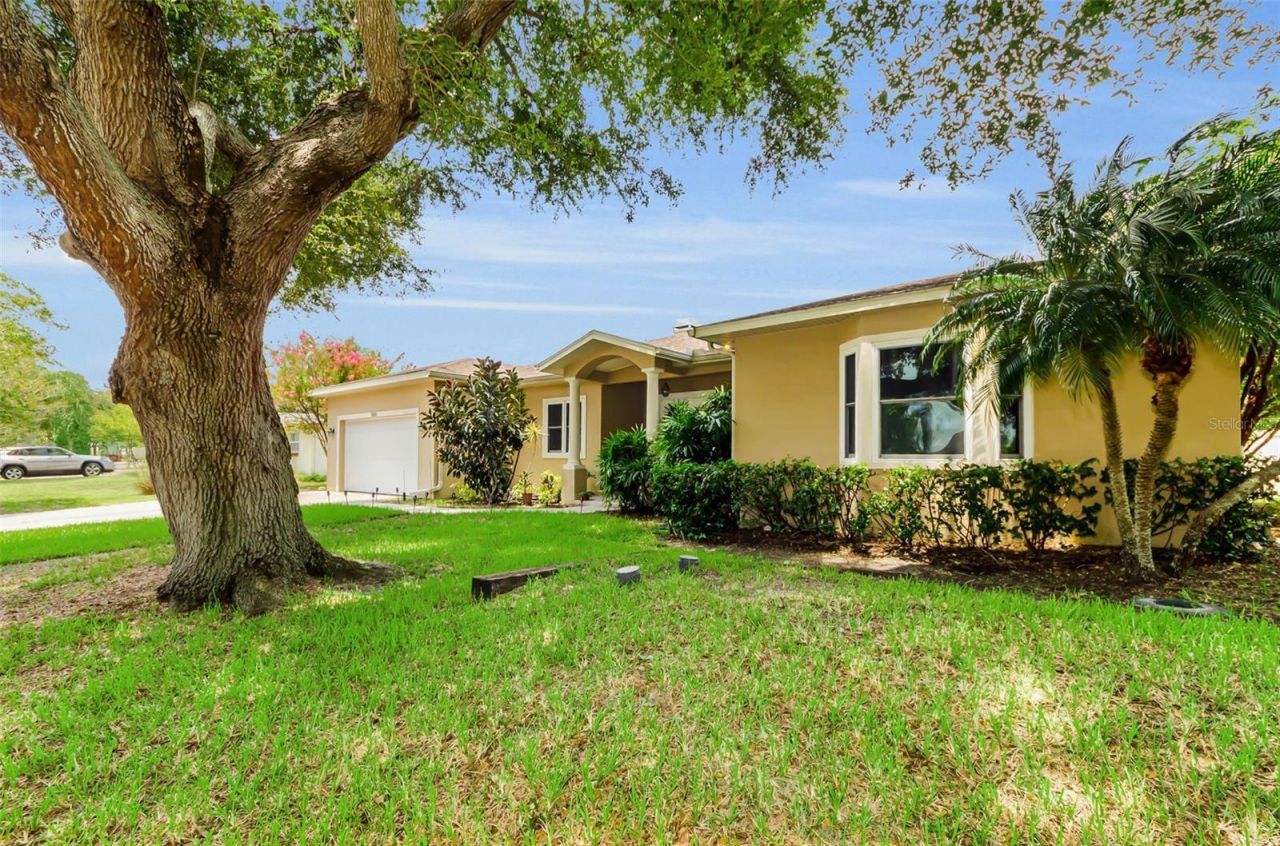 1888 Bugle Lane, Clearwater, FL 33764 Photo