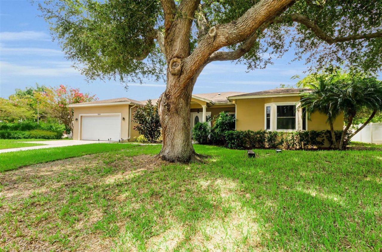 1888 Bugle Lane, Clearwater, FL 33764 Photo