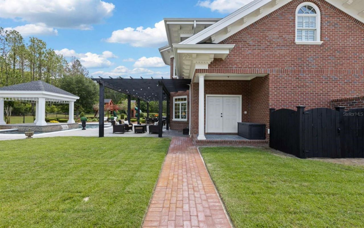 537 SW Windsor Drive, Lake City, FL 32024 Photo
