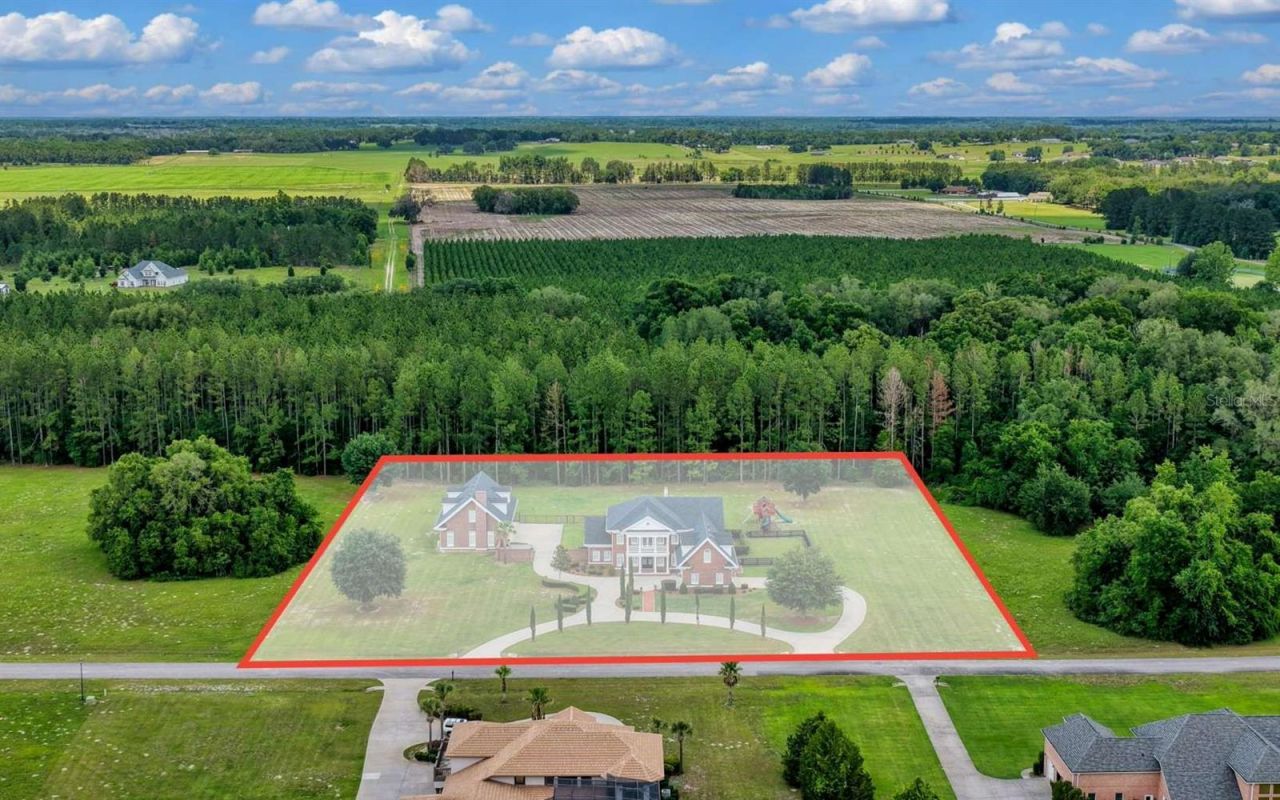 537 SW Windsor Drive, Lake City, FL 32024 Photo