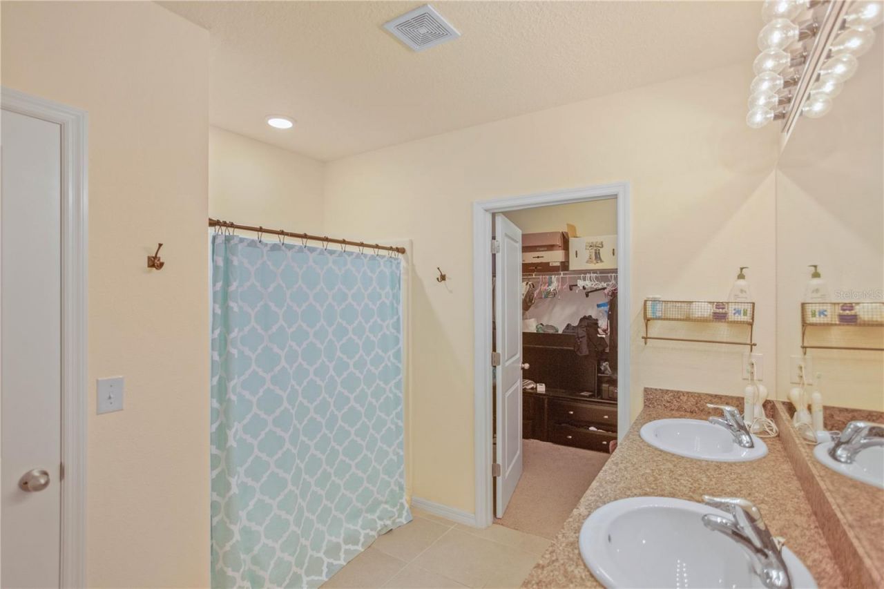 5025 NE 15th Place , Ocala, FL 34470 Photo