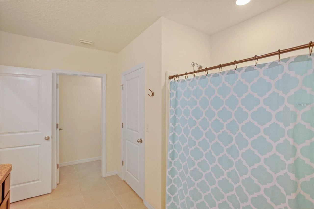 5025 NE 15th Place , Ocala, FL 34470 Photo