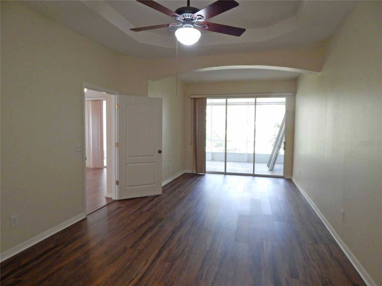 5925 Sandhill Ridge Drive , Lithia, FL 33547 Photo