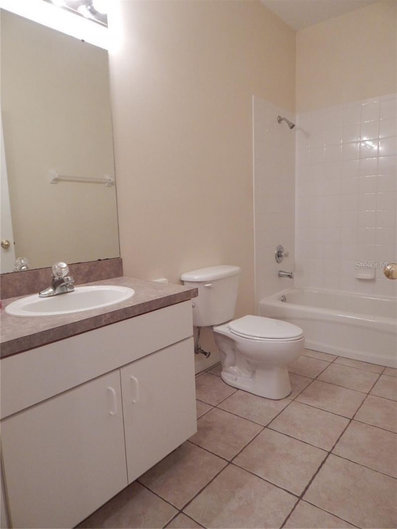 5925 Sandhill Ridge Drive , Lithia, FL 33547 Photo