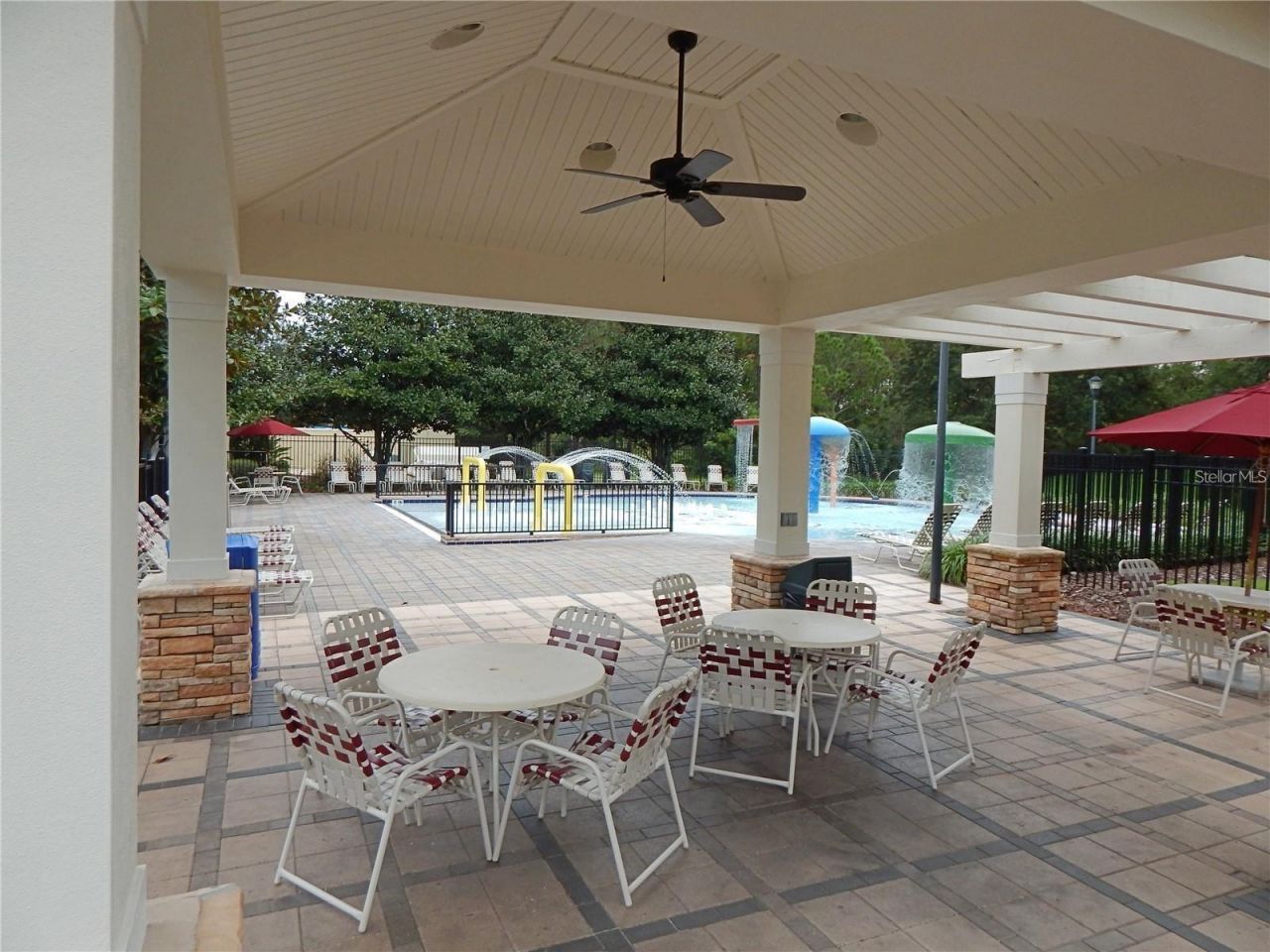 5925 Sandhill Ridge Drive , Lithia, FL 33547 Photo