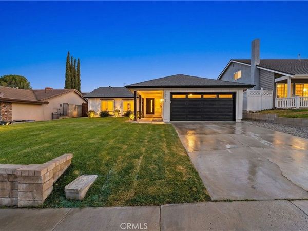 29147 Lotusgarden Drive, Canyon Country, CA 91387