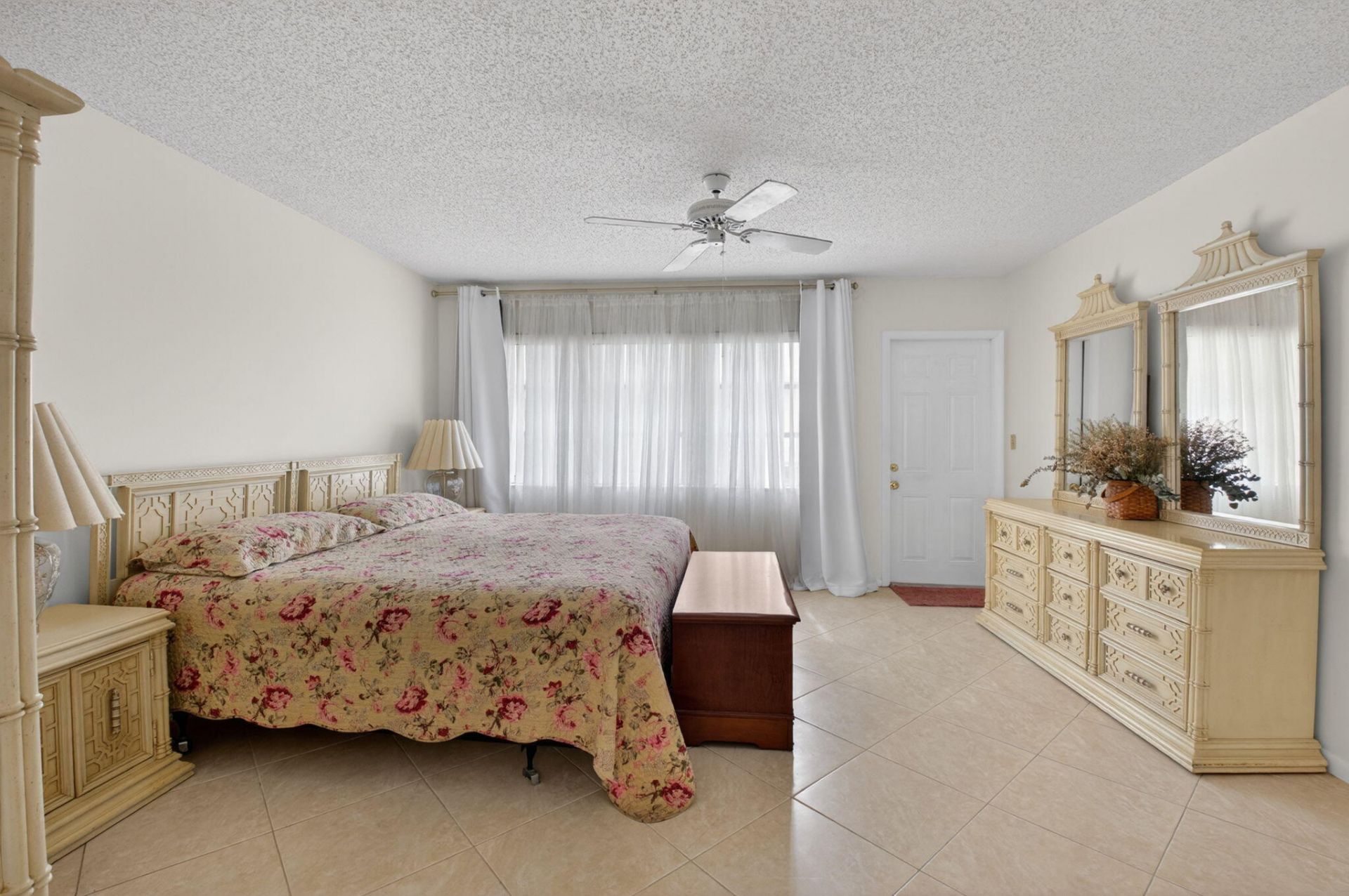 14579 Canalview Drive, Unit B, Delray Beach, FL 33484 Photo