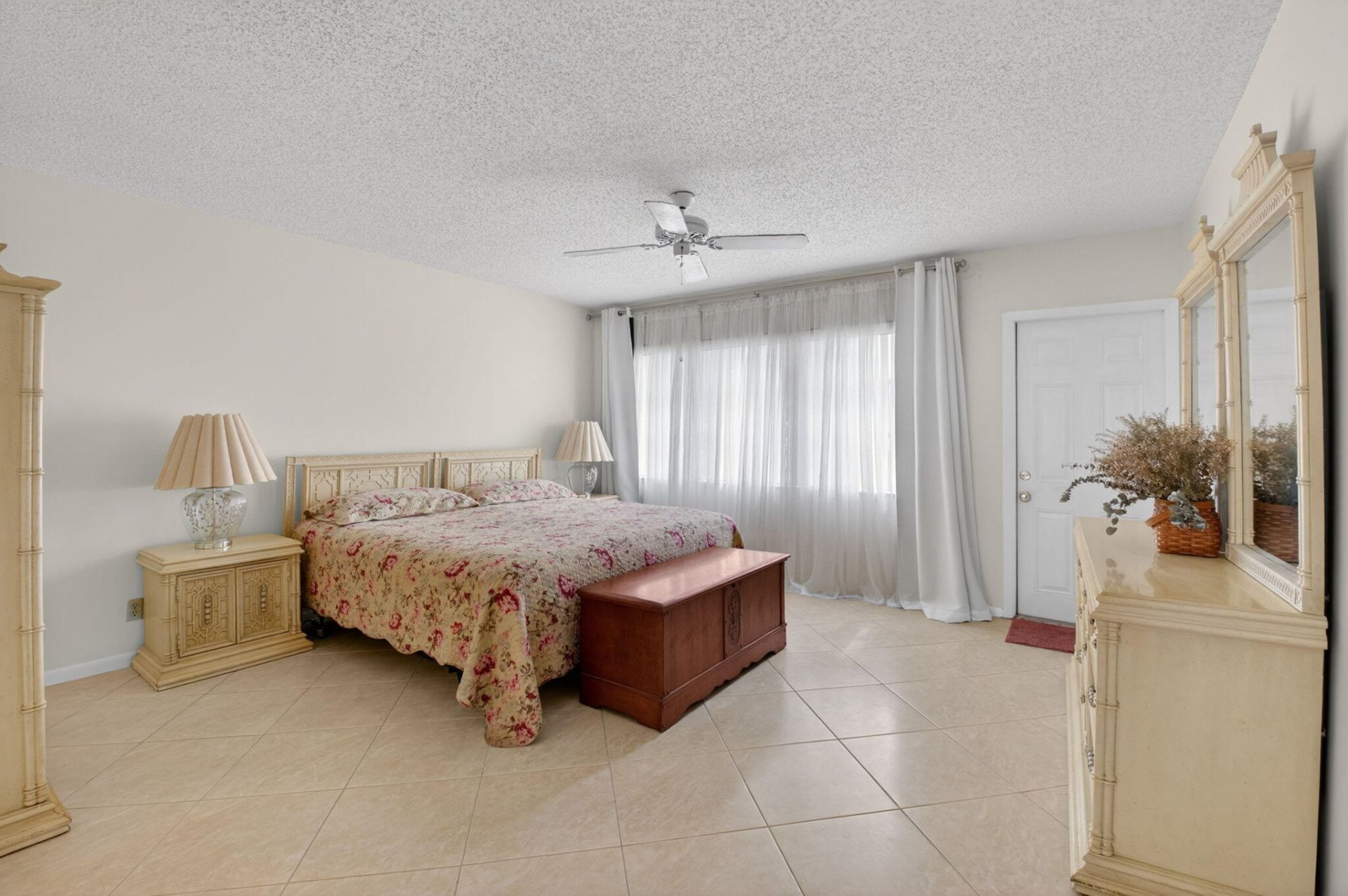 14579 Canalview Drive, Unit B, Delray Beach, FL 33484 Photo
