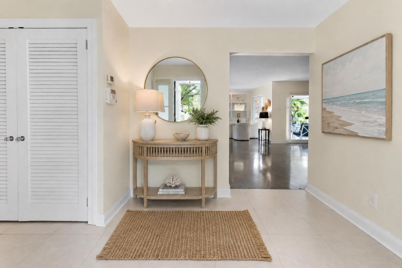 3240 Lakeview Drive, Pompano Beach, FL 33062 Photo