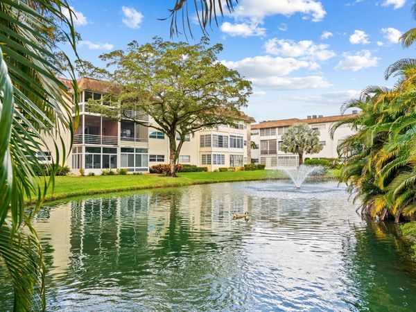 5151 W Oakland Park Boulevard, Unit 309, Lauderdale Lakes, FL 33313