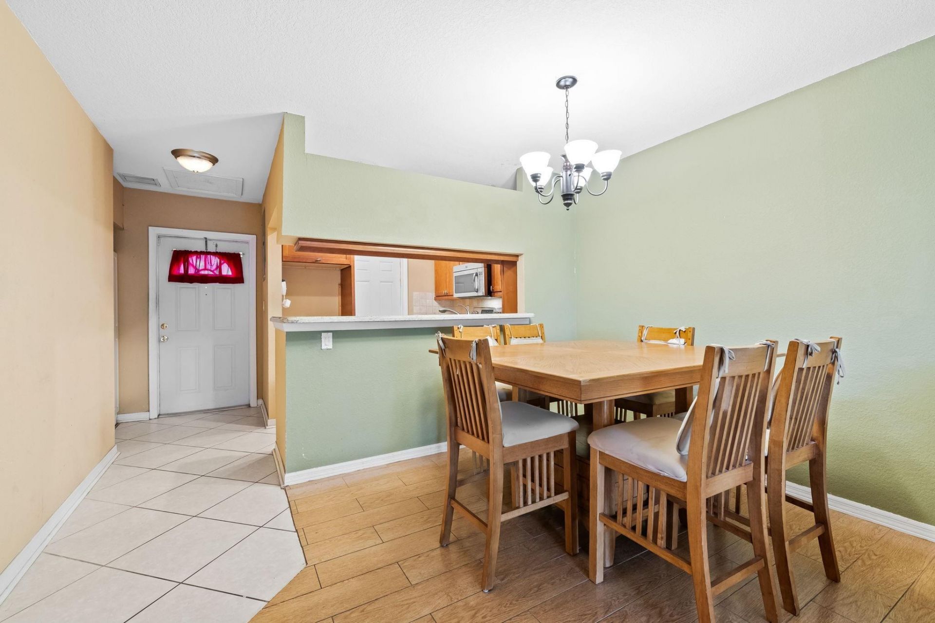 5151 W Oakland Park Boulevard, Unit 309, Lauderdale Lakes, FL 33313 Photo