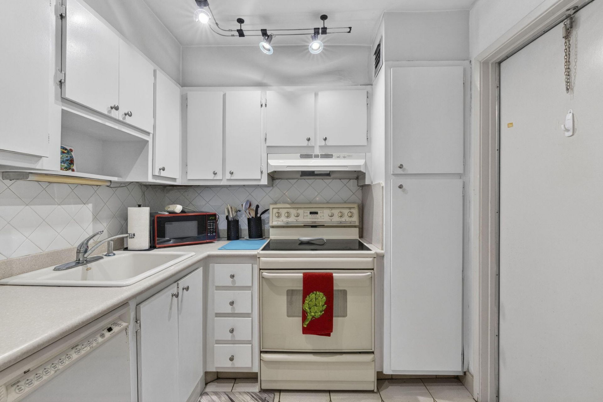 3000 S Course Drive, Unit 103, Pompano Beach, FL 33069 Photo