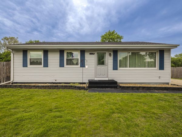 5782 Mccasland Avenue , Portage, IN 46368