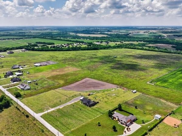 3161 Wilson Road , Palmer, TX 75152