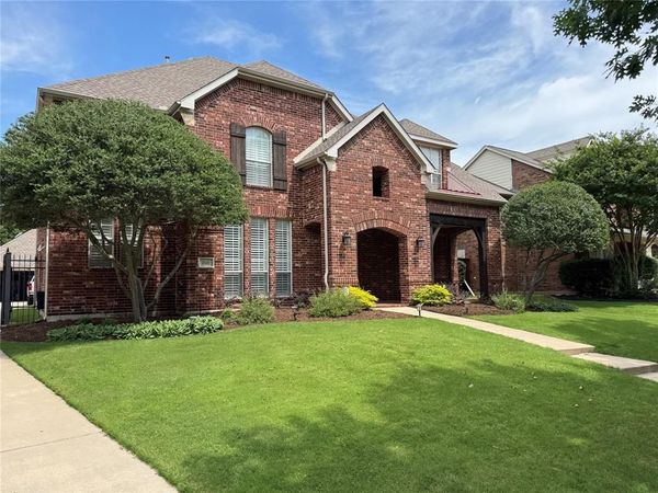 2531 Merlin Drive, Lewisville, TX 75056