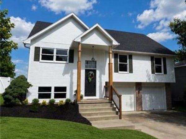 207 Parkway Drive, Warrensburg, MO 64093