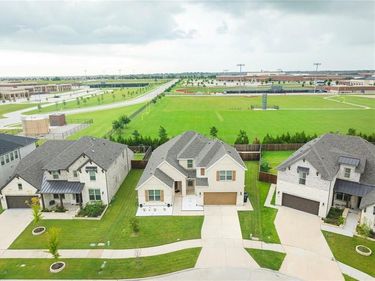16284 Sage Crest Drive, Frisco, TX 75035