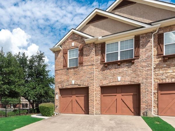 5868 Stone Mountain Road, The Colony, TX 75056
