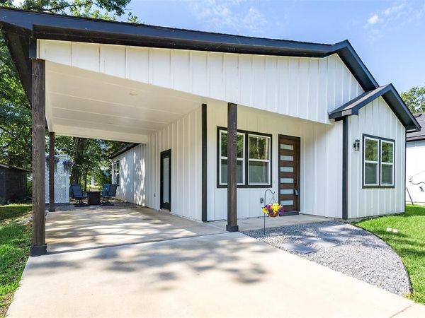 185 Barcelona Street, Payne Springs, TX 75156