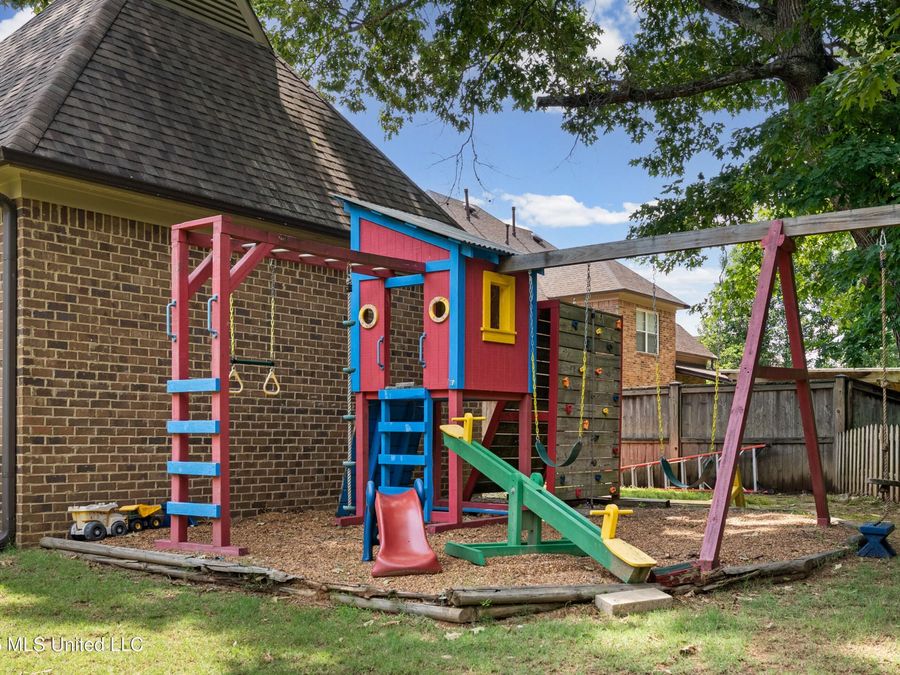 Property Image 43