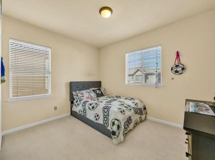 1046 Smith Way, Folsom, CA 95630 Photo