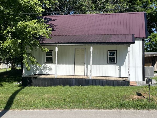 110 N Commerce St , Adams, TN 37010