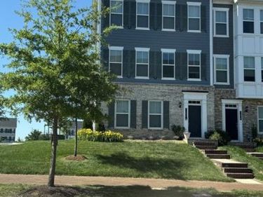 1680 DUNNINGTON PLACE , DUMFRIES, VA 22026