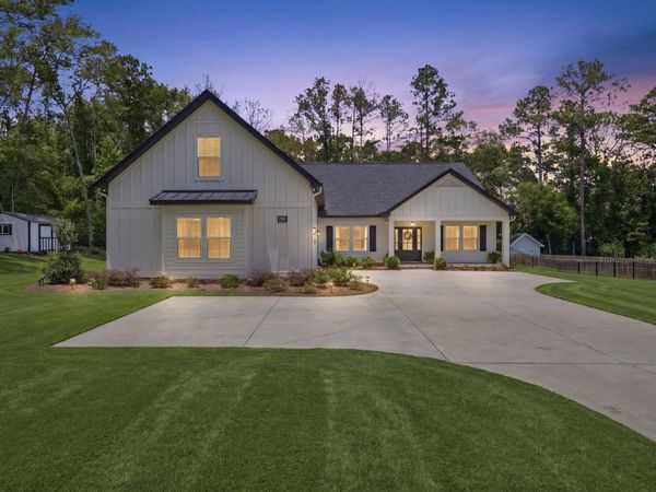 2049 Solomon Court , Tallahassee, FL 32308