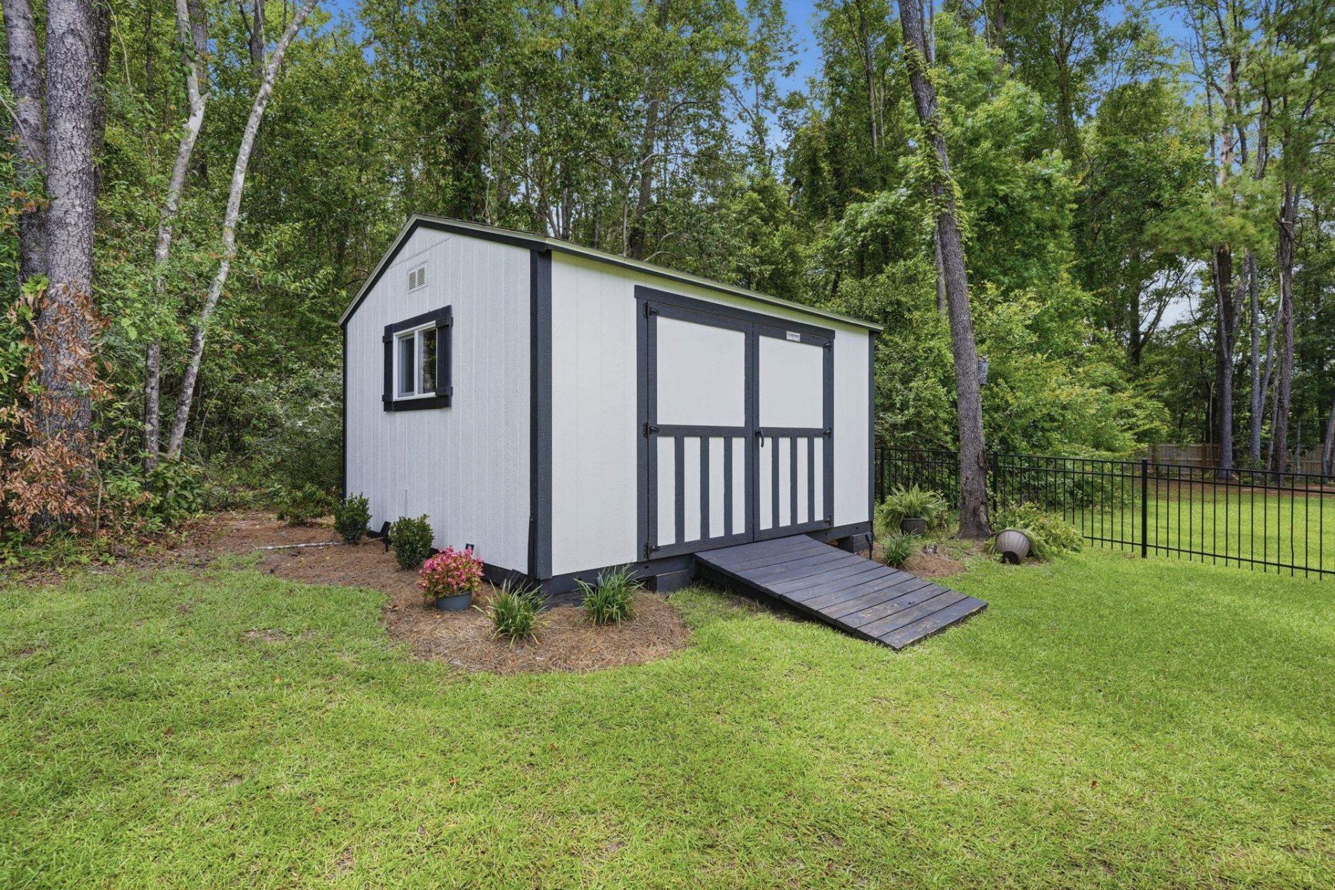 2049 Solomon Court , Tallahassee, FL 32308 Photo
