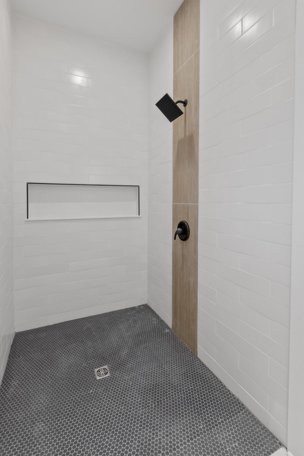 1019 Royalist Road Photo 33