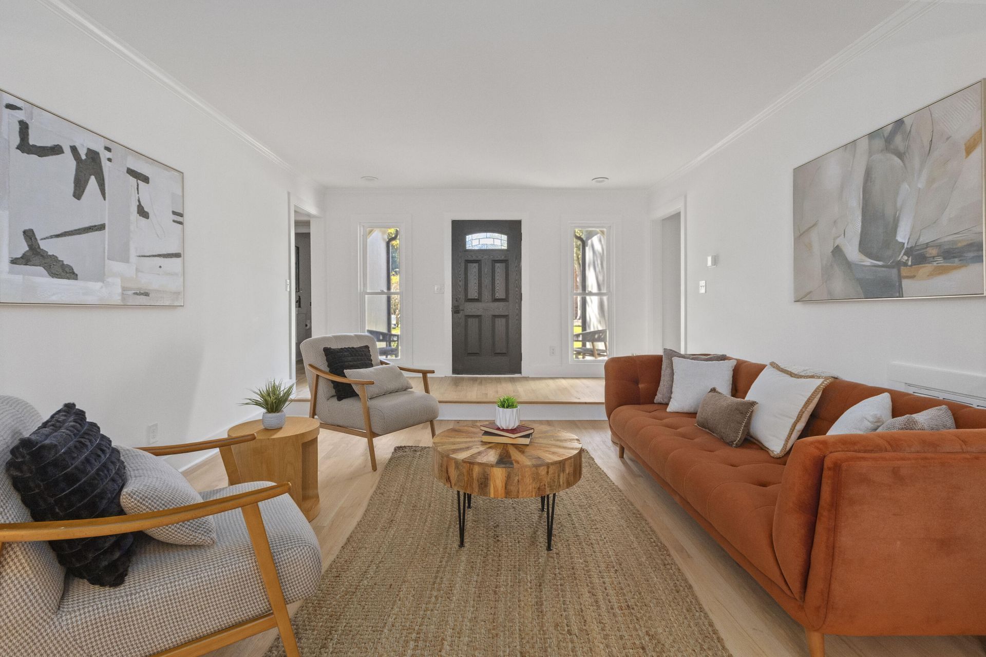 1019 Royalist Road Photo 5