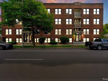 7750 3rd Street, Detroit, MI 48202