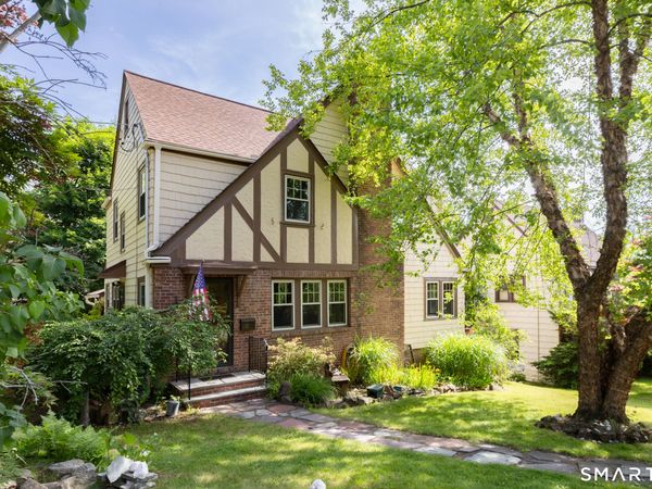 127 Roger , New Haven, CT 06515