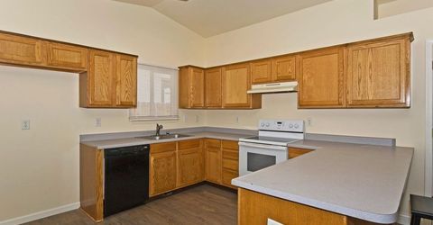 835 Columbine Drive, Fernley, NV 89408 Photo