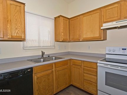 835 Columbine Drive, Fernley, NV 89408 Photo